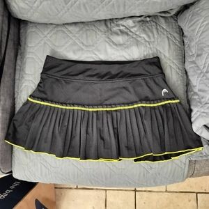 Black Tennis Skirt Size Small: S (Green, Shorts, Pleated, Mini, Head, Ruffles)